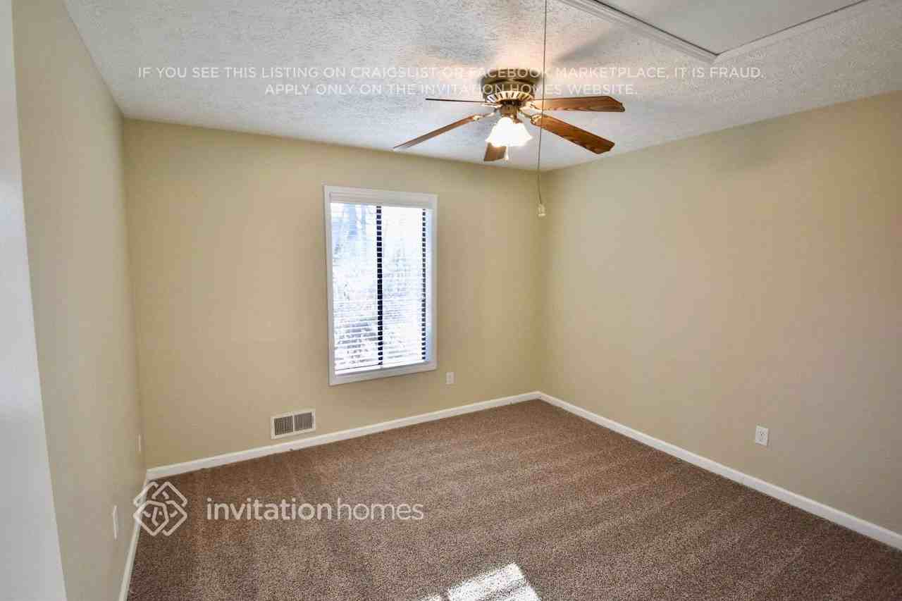 2648 Spencers Trce Ne - Photo 6 of 10