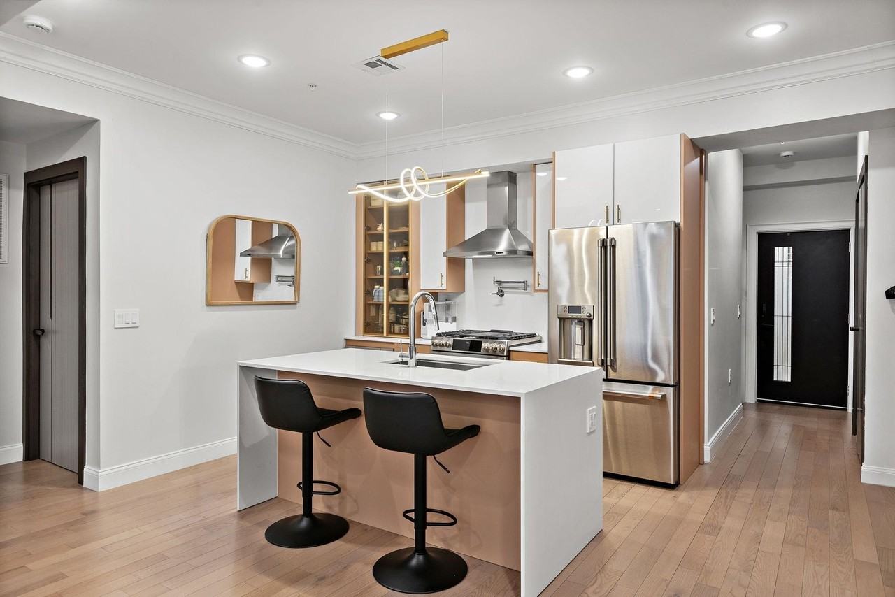 414 New York Ave #A - Photo 7 of 16