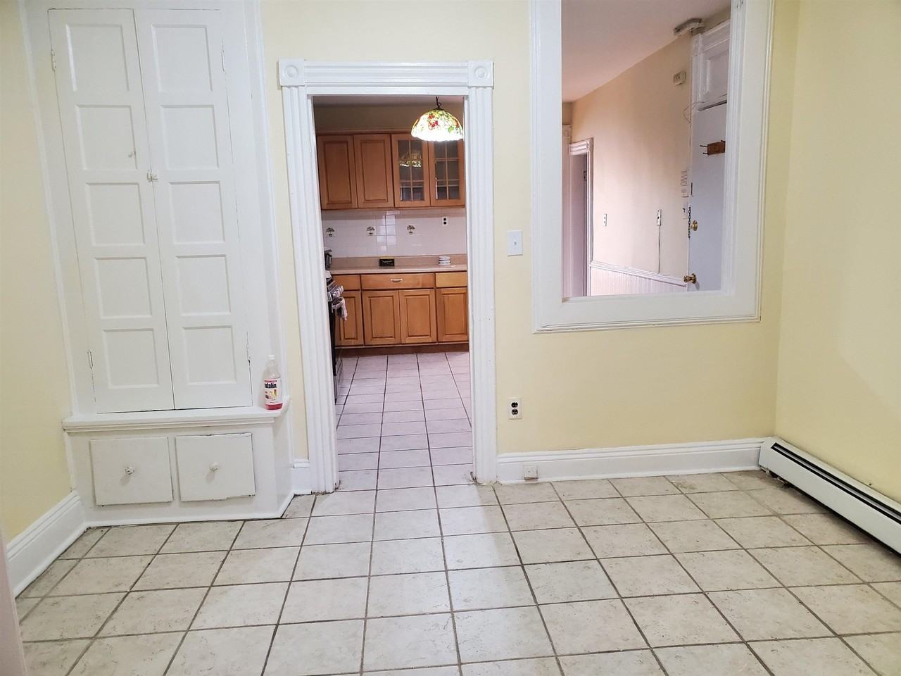 41 Harmon St #4 - Photo 3 of 9