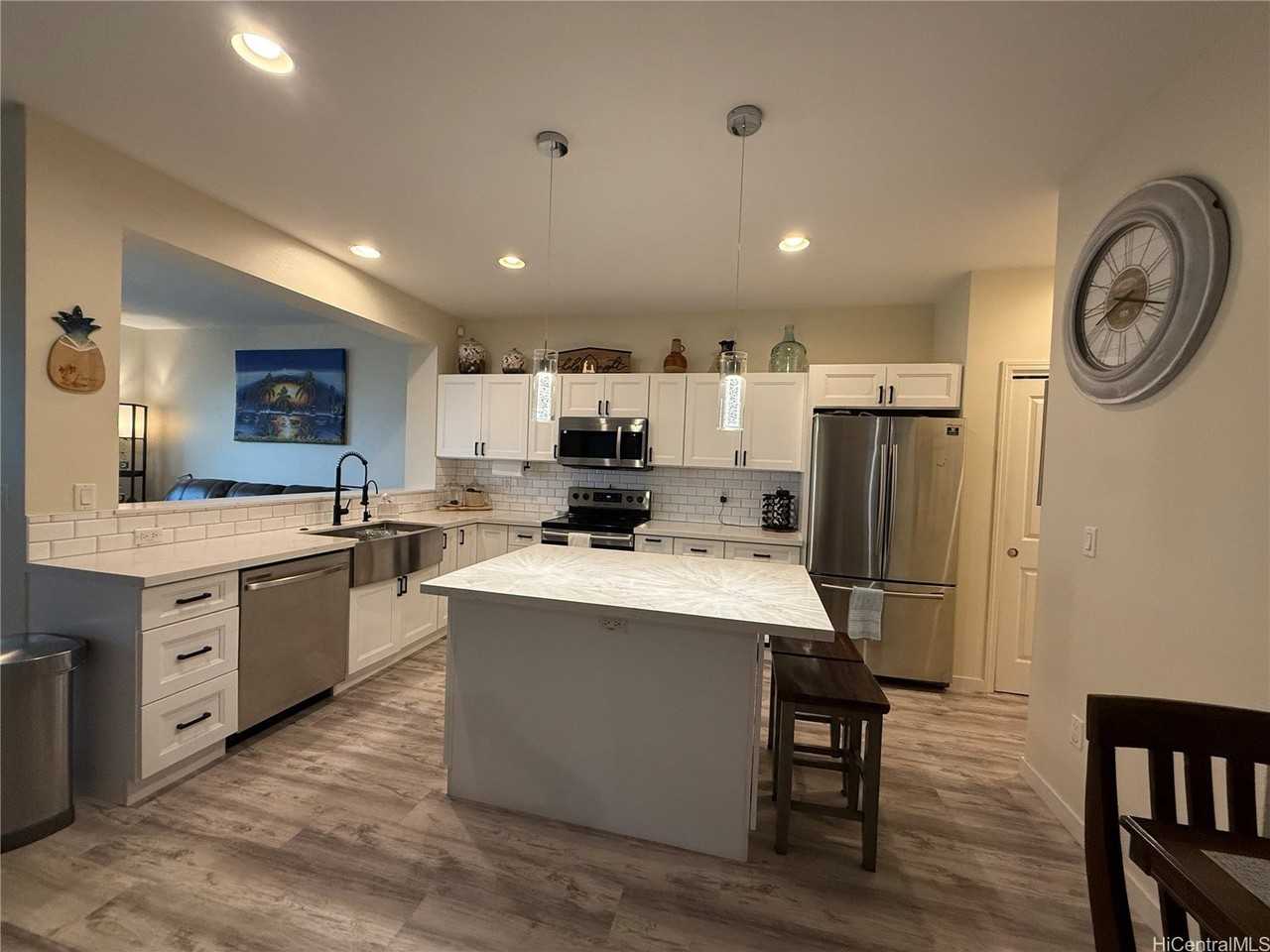 91-6221 Kapolei Pkwy #309 - Photo 2 of 22