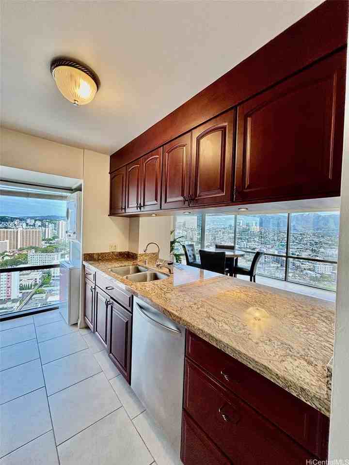 1750 Kalakaua Ave #2704 - Photo 3 of 23