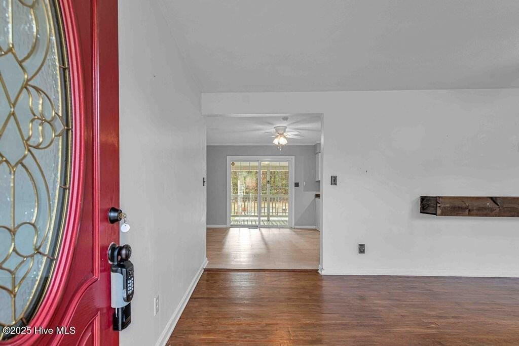 203 Pineview Rd - Photo 3 of 29