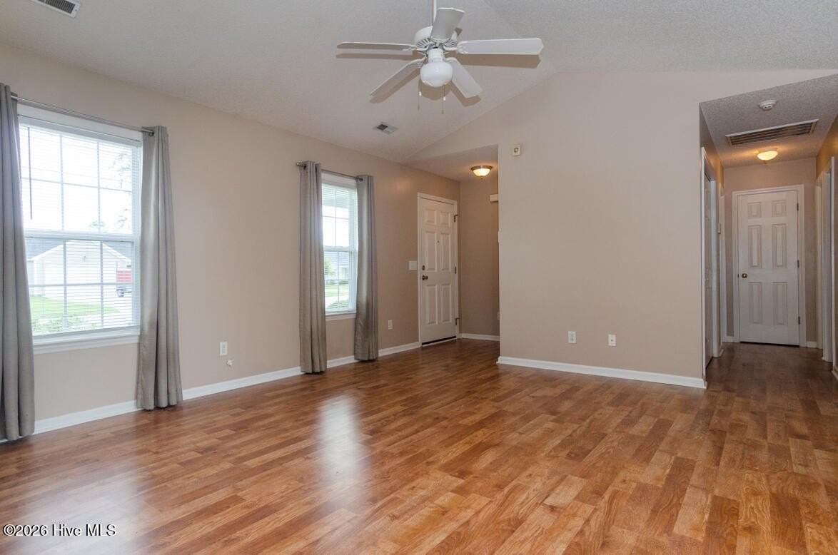 2716 Valor Dr - Photo 2 of 19
