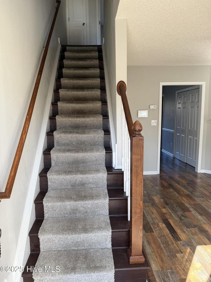 2355 Vineyard Dr #F2 - Photo 2 of 16