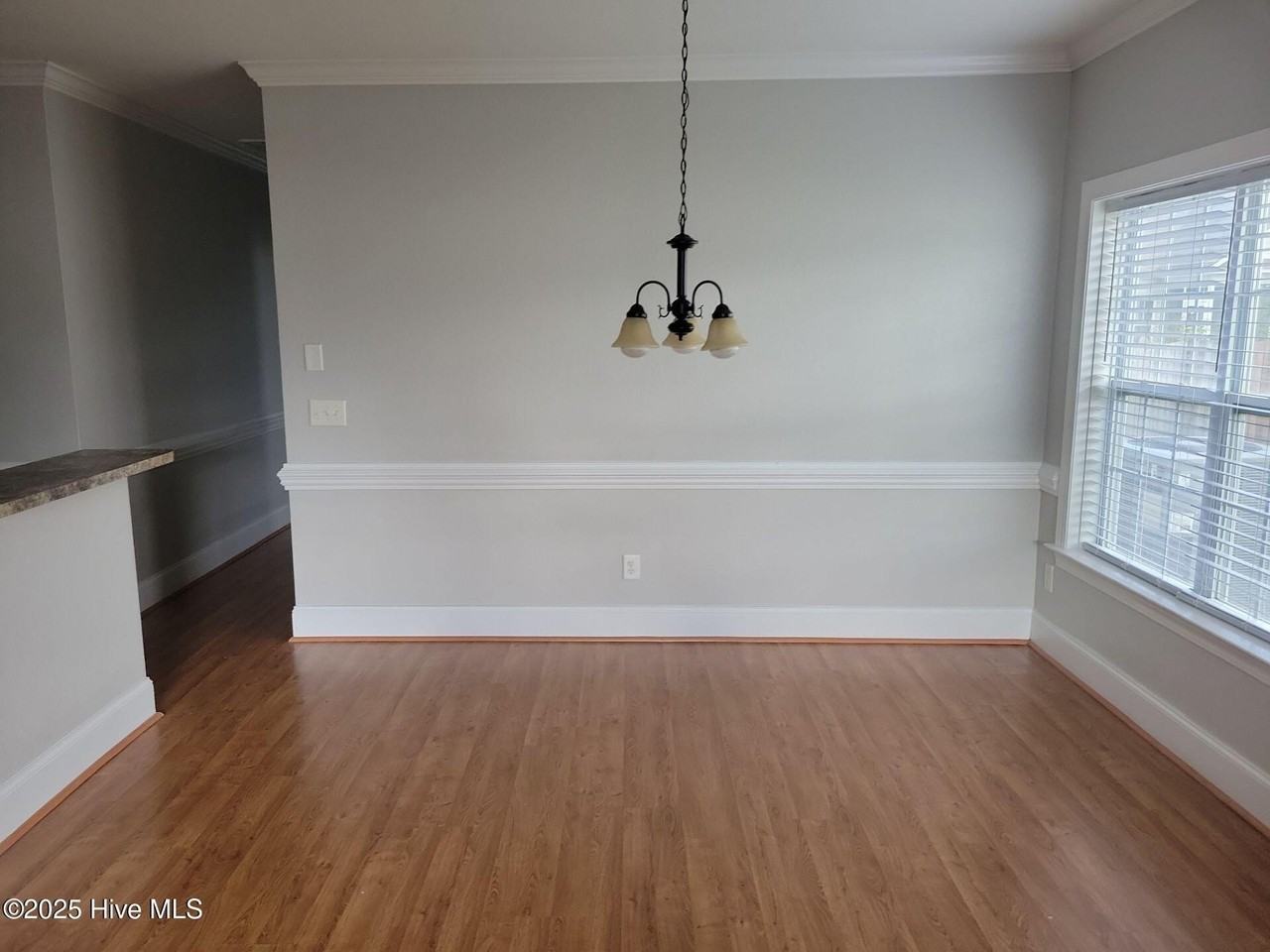 2321 Dovedale Dr #B - Photo 5 of 18