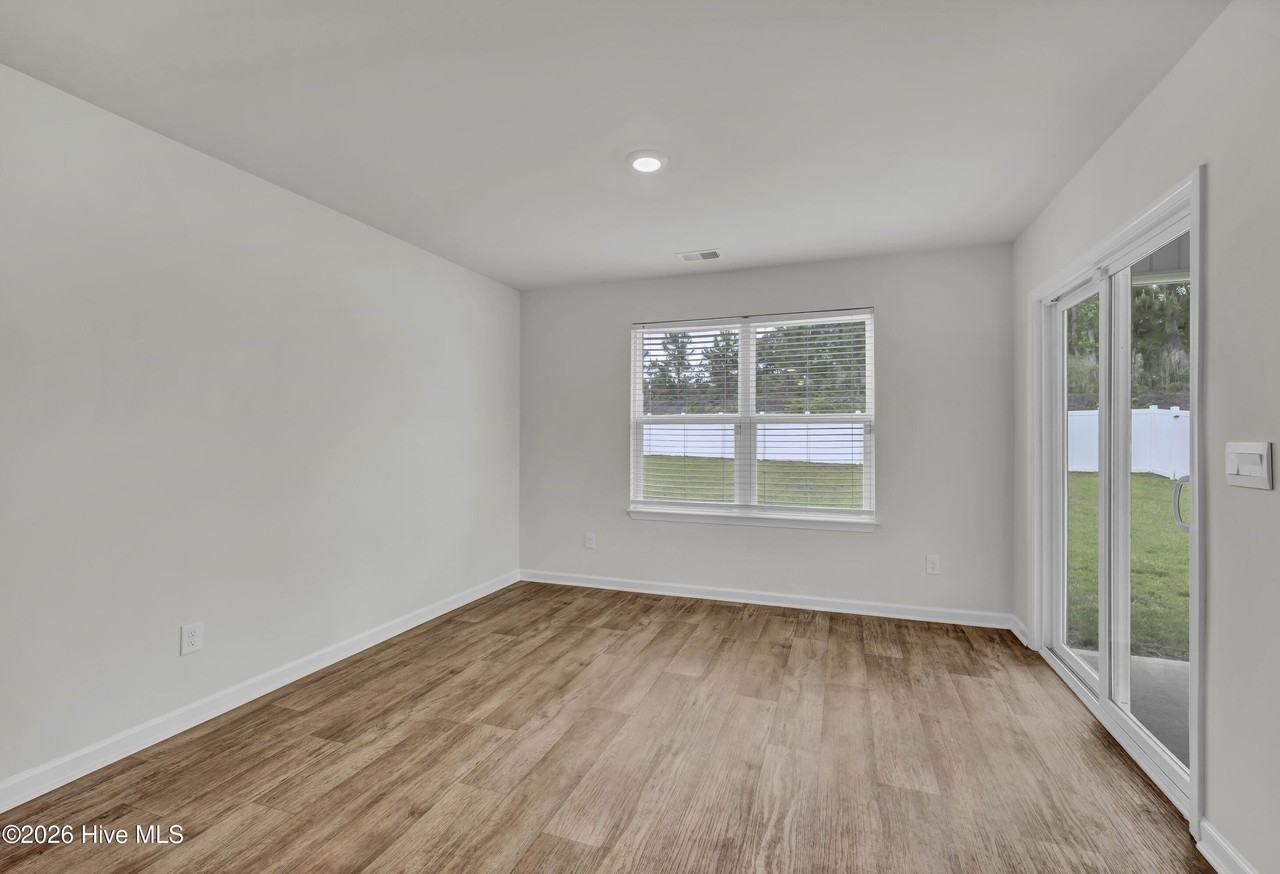 668 Buckeye Rd Ne - Photo 6 of 25