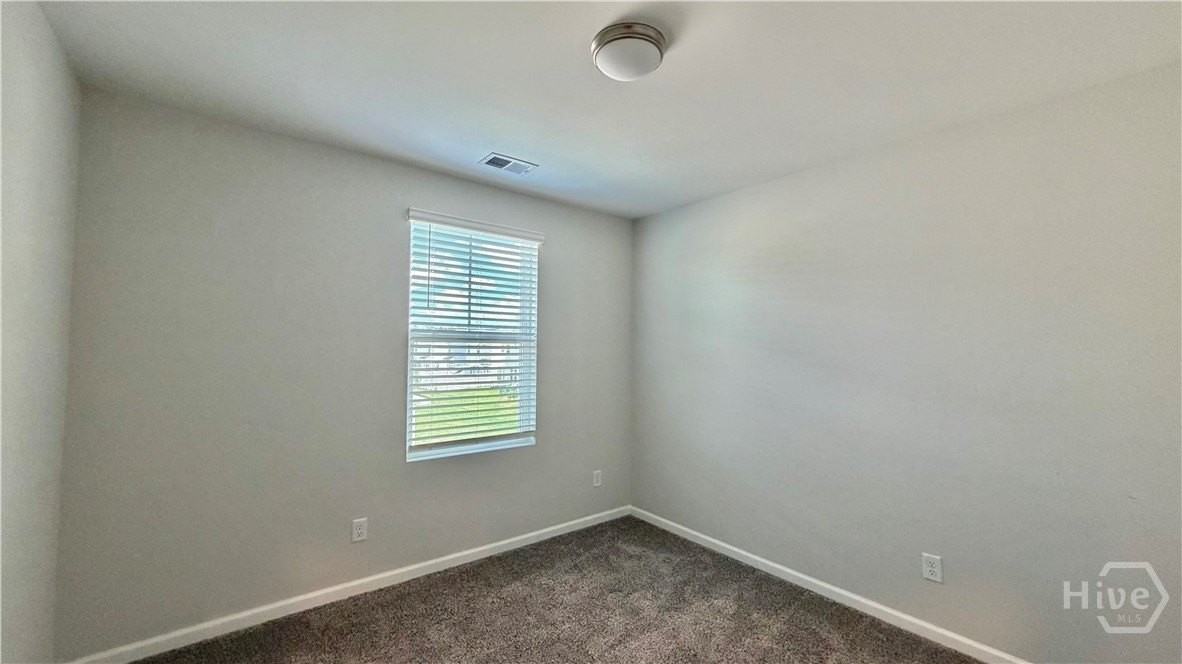 37 Stetson Dr - Photo 6 of 13