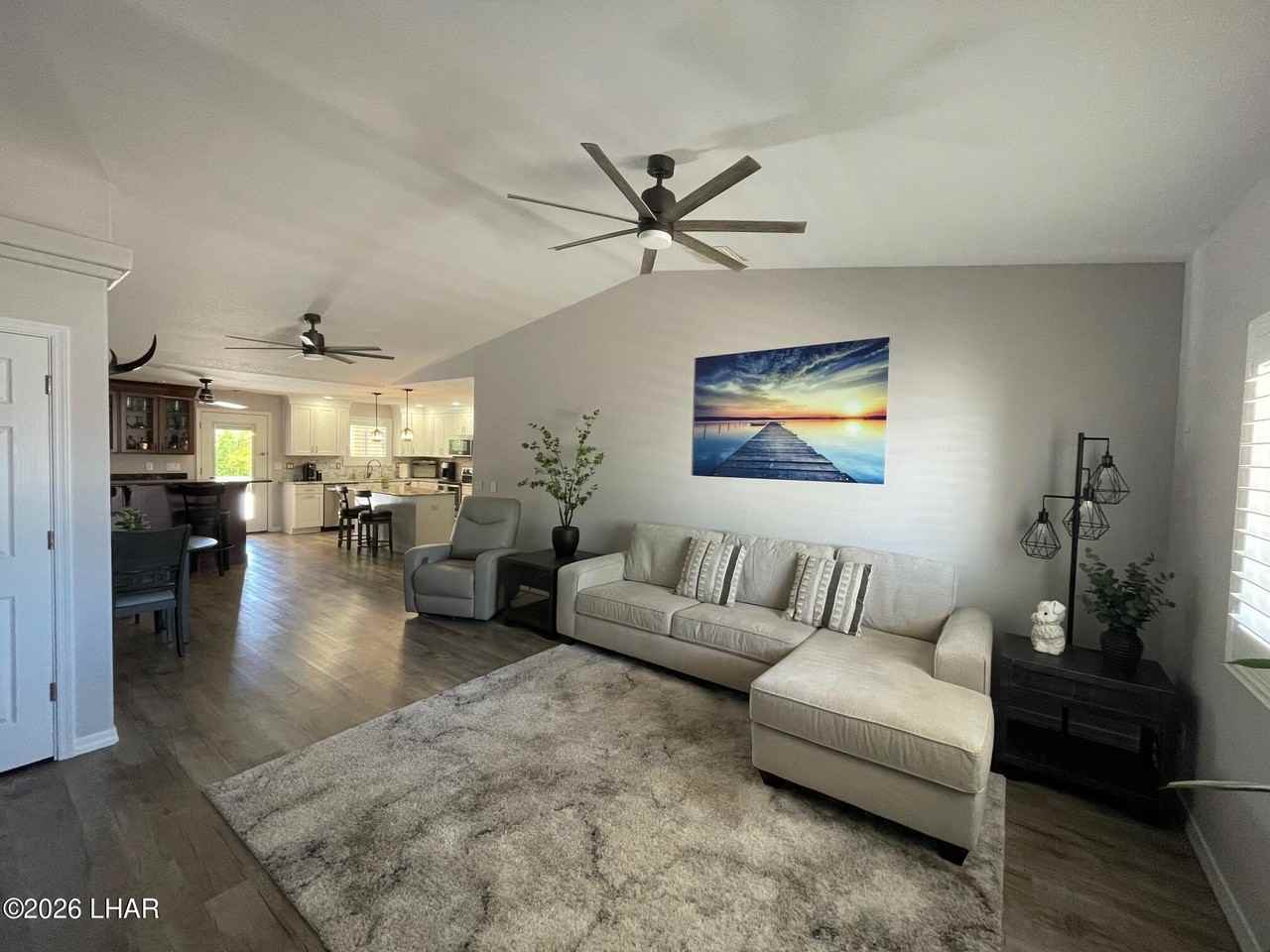 3620 Beechwood Dr - Photo 6 of 20