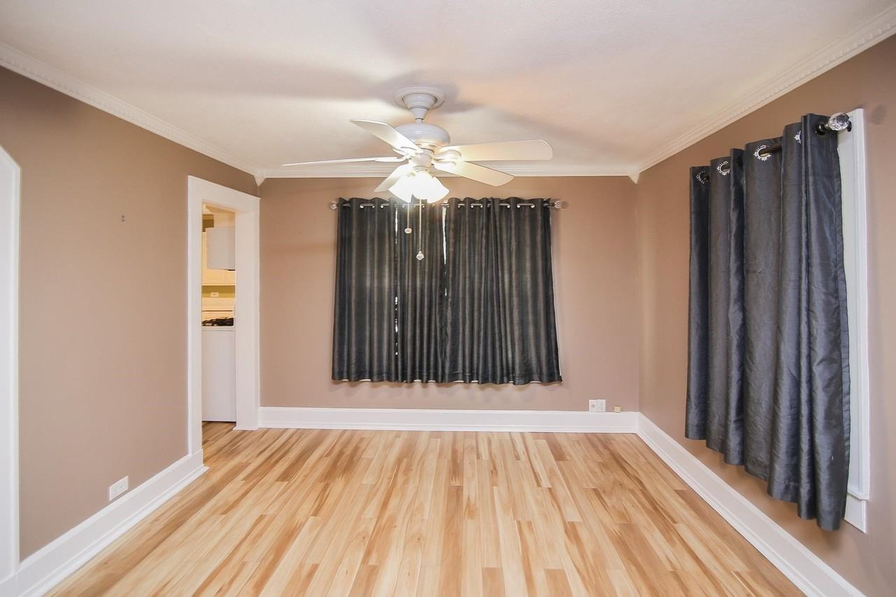 302 Woodlawn Dr - Photo 5 of 24