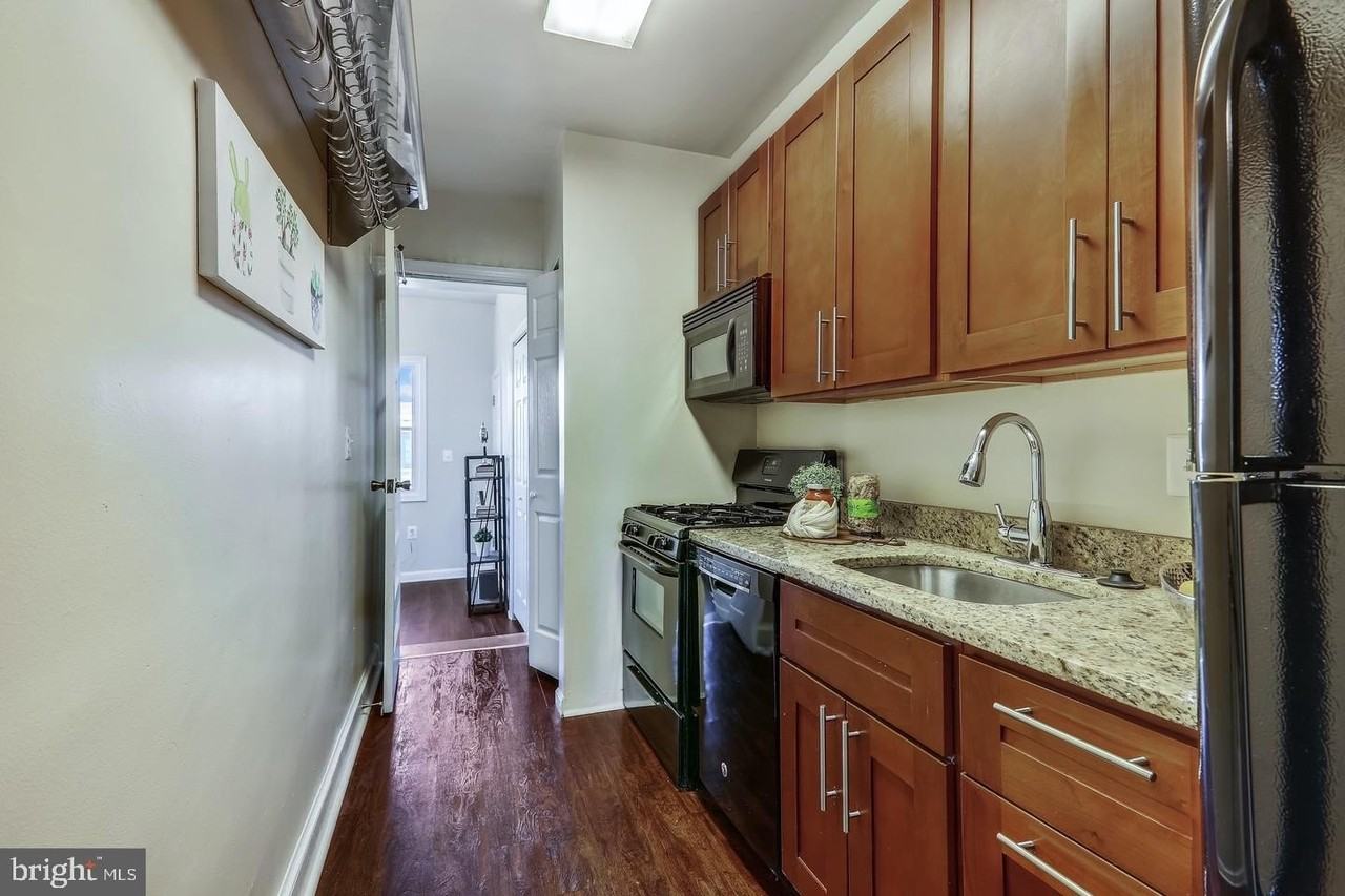 3915 9th St Ne - Photo 5 of 20