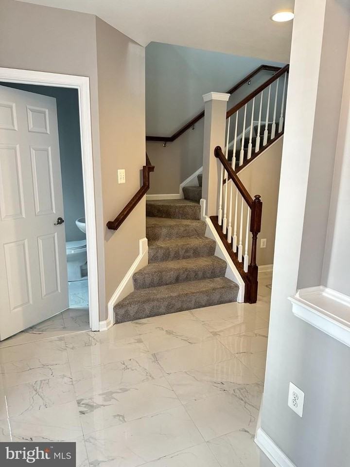 9365 Paragon Way - Photo 4 of 19