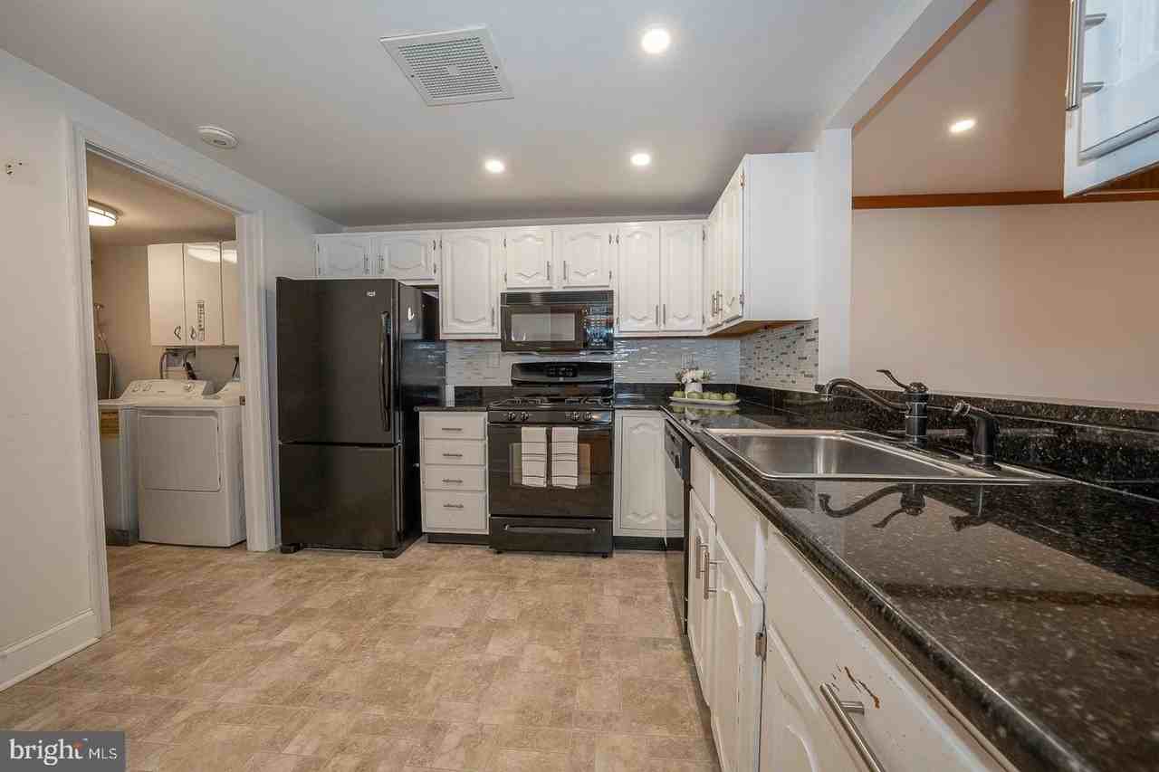 504 Mountainview Dr - Photo 6 of 36