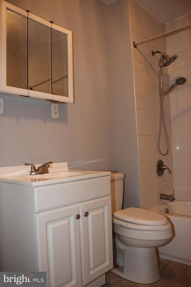 5654 Appletree St - Photo 7 of 20