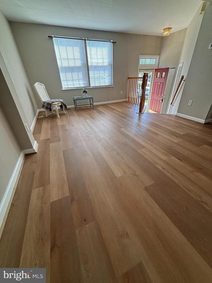 14657 Winterfield Dr - Photo 5 of 25