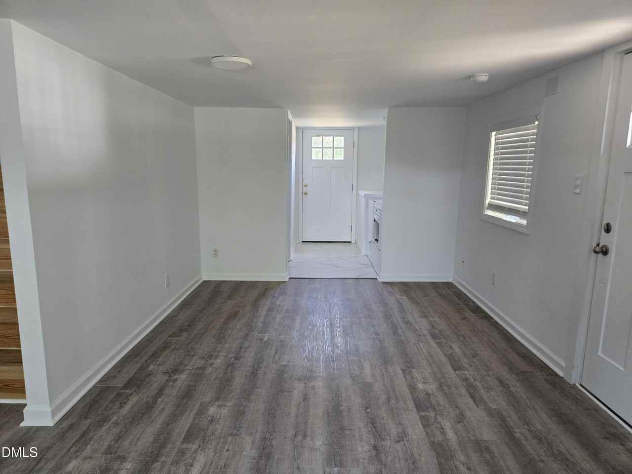 500 Lynch Rd - Photo 3 of 10