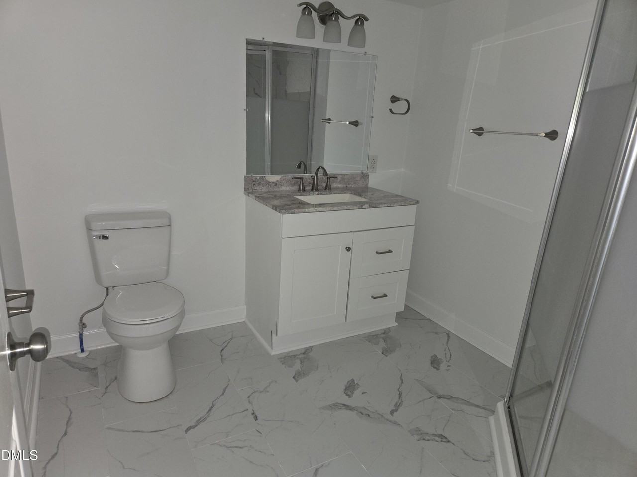 500 Lynch Rd - Photo 5 of 10