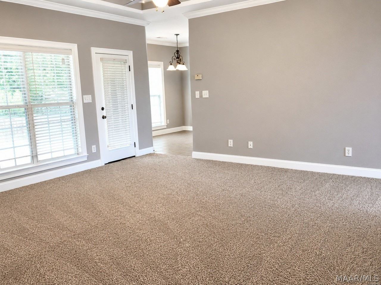 1741 Windermere Ave - Photo 4 of 22