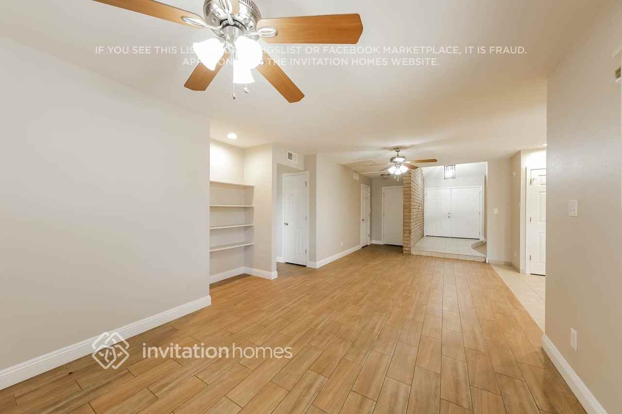 4613 W Augusta Ave - Photo 4 of 15