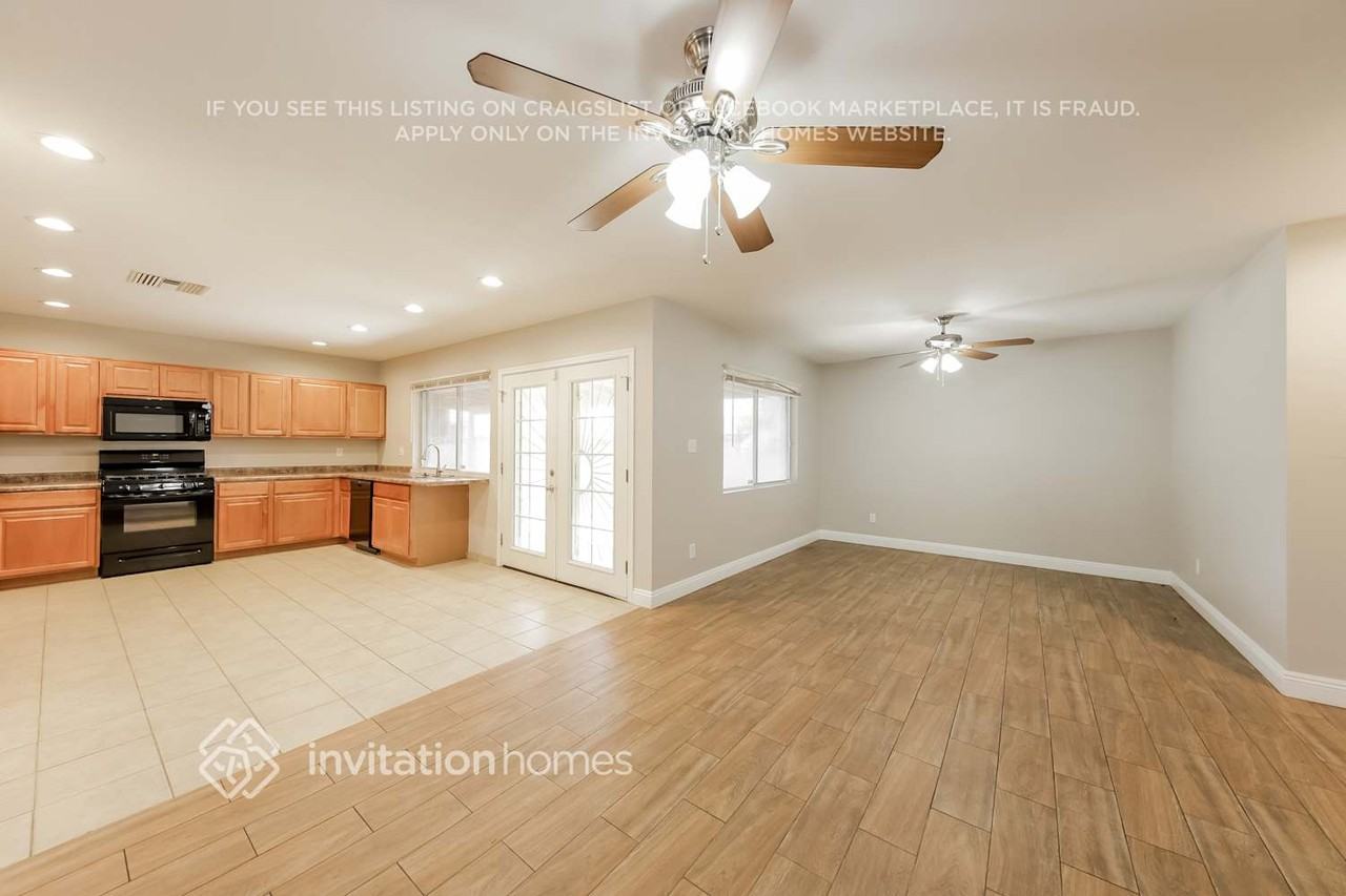 4613 W Augusta Ave - Photo 5 of 15