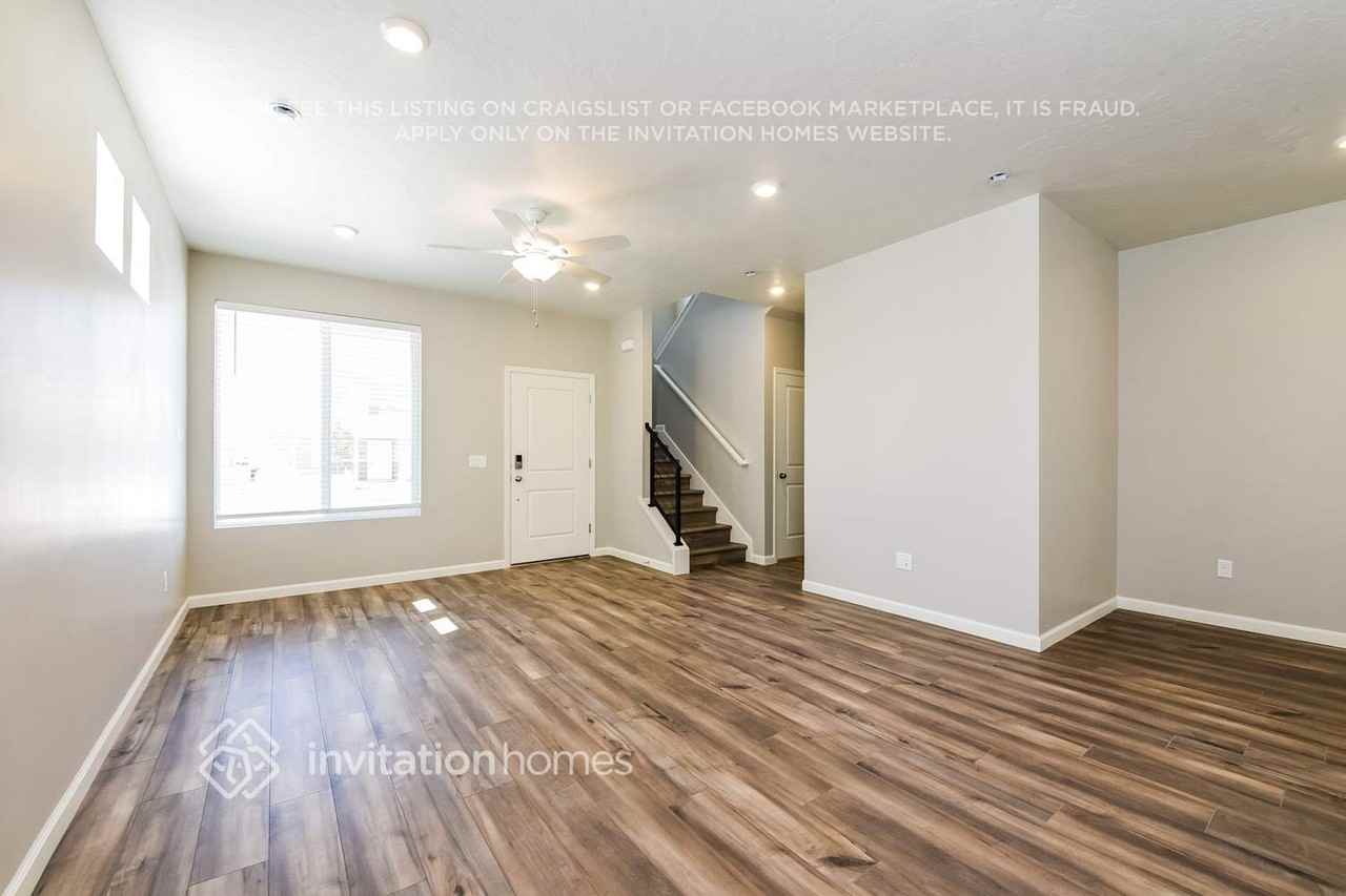 249 E Harker Creek St - Photo 5 of 18