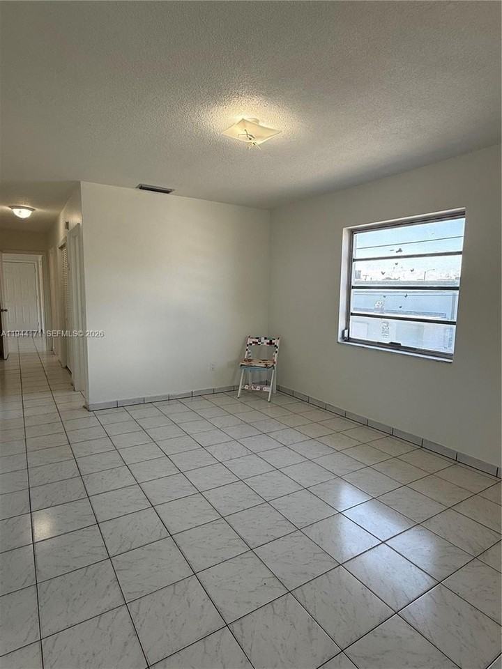 22 Sw 55th Avenue Rd #U - Photo 5 of 12