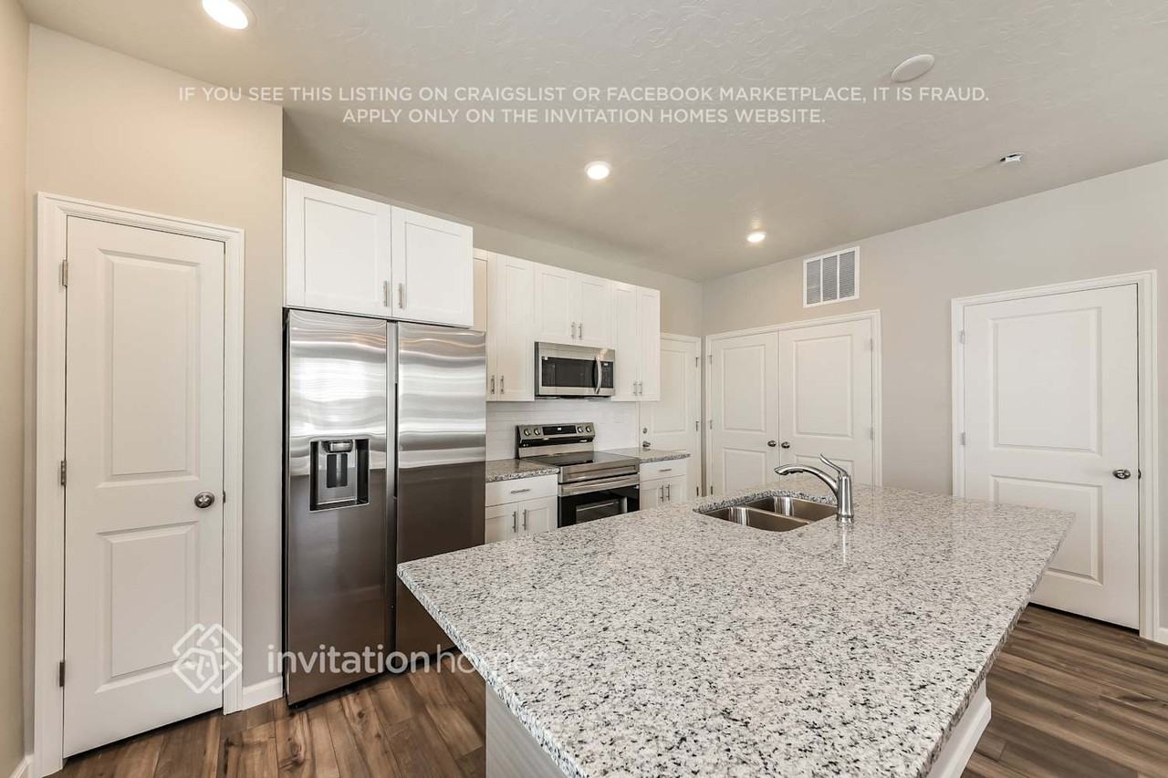 253 E Harker Creek St - Photo 5 of 18