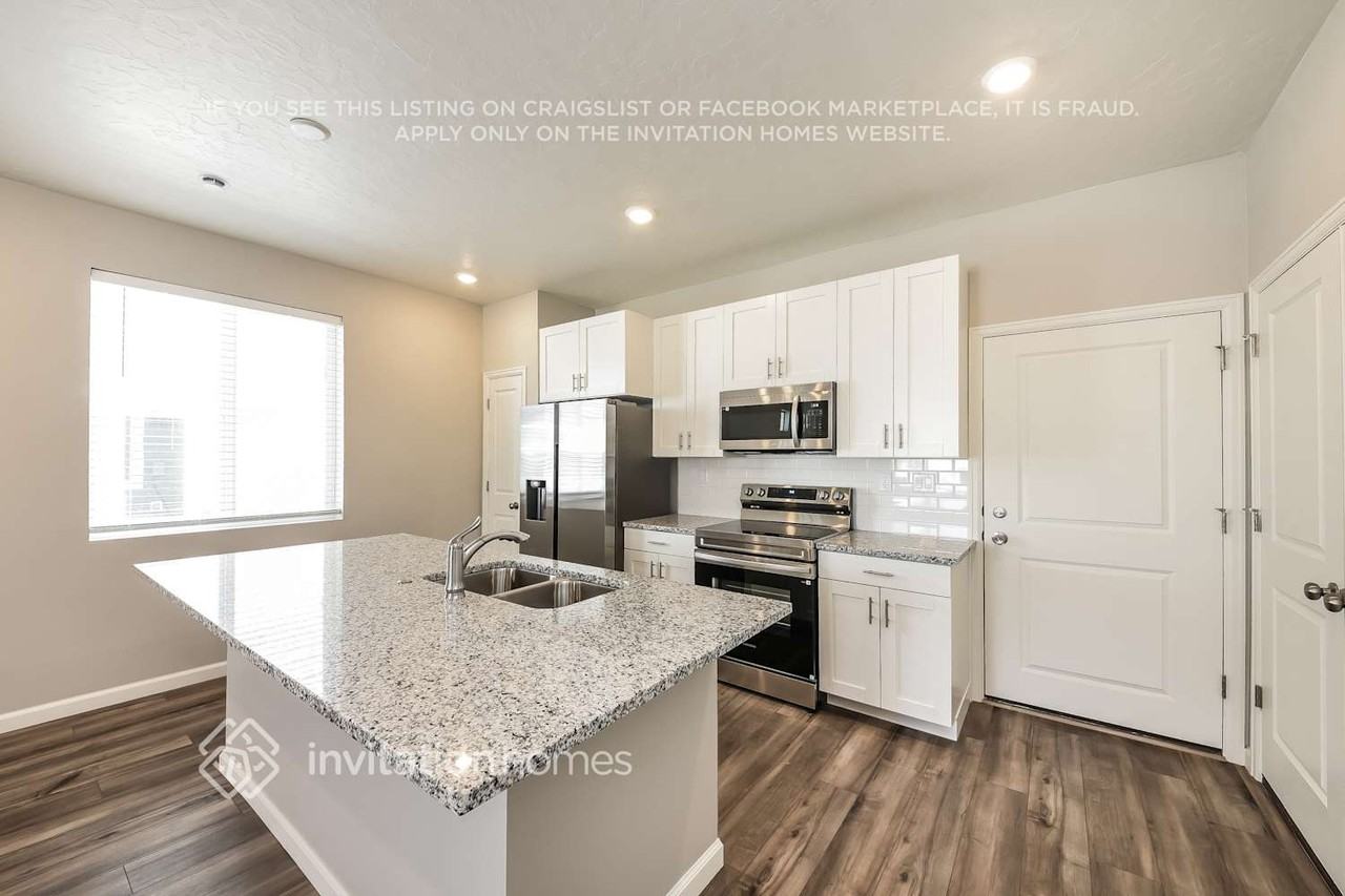 253 E Harker Creek St - Photo 6 of 18