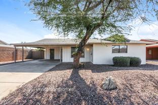 2631 S Holbrook Ln - Photo 1 of 1