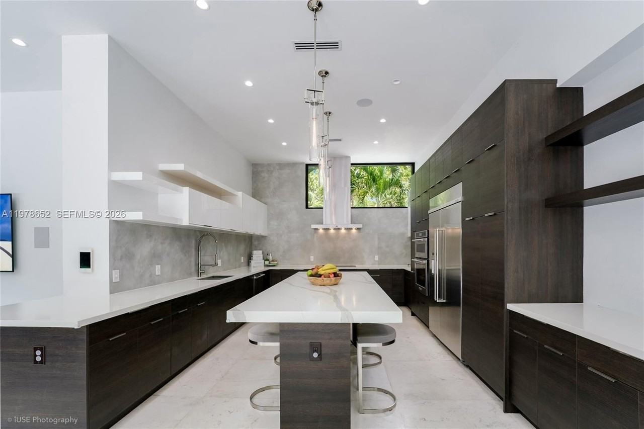 56 Samana Dr - Photo 6 of 32