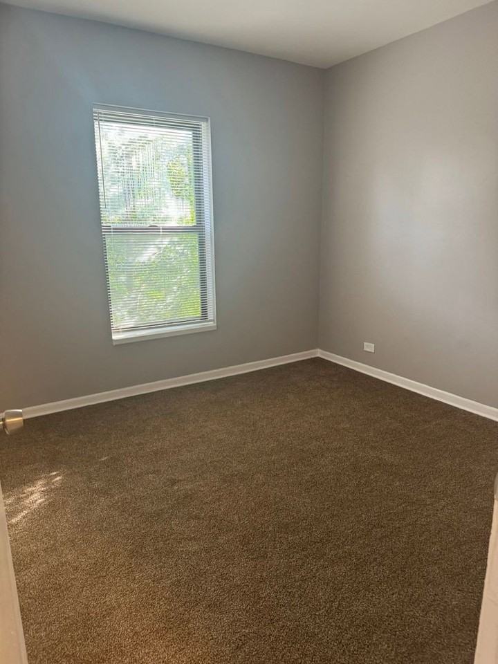 118 N Keeler Ave #2 - Photo 6 of 7