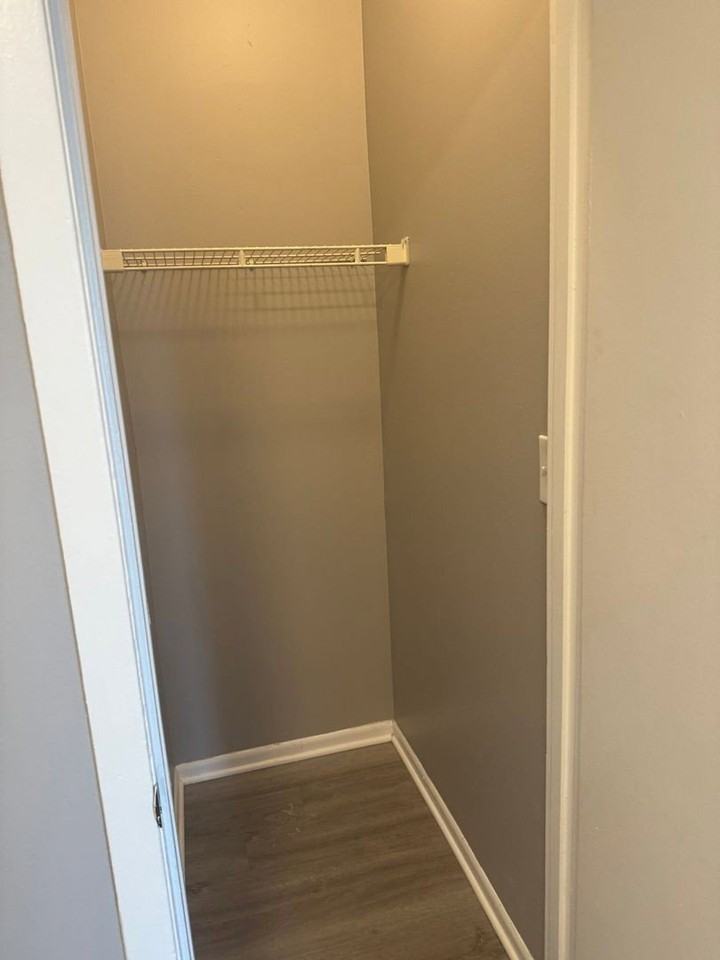 118 N Keeler Ave #2 - Photo 7 of 7