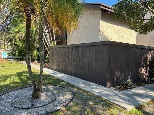 1761 Bayberry Dr - Photo 4 of 44