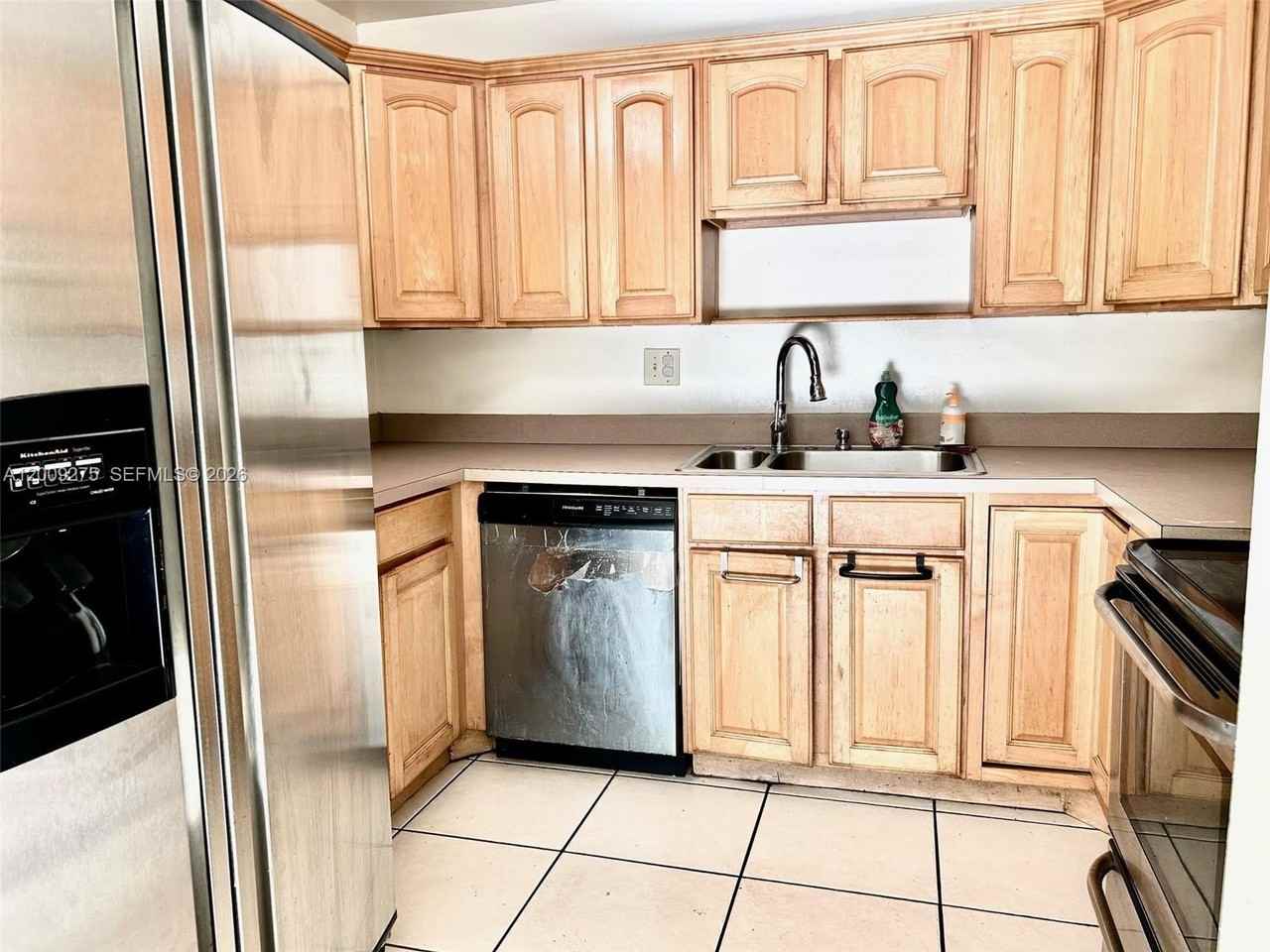 1761 Bayberry Dr - Photo 6 of 44