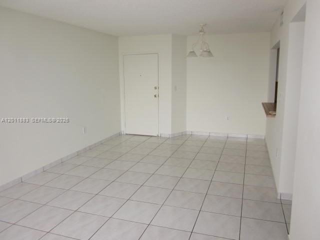 8201 Nw 8th St #1-414 - Photo 3 of 14