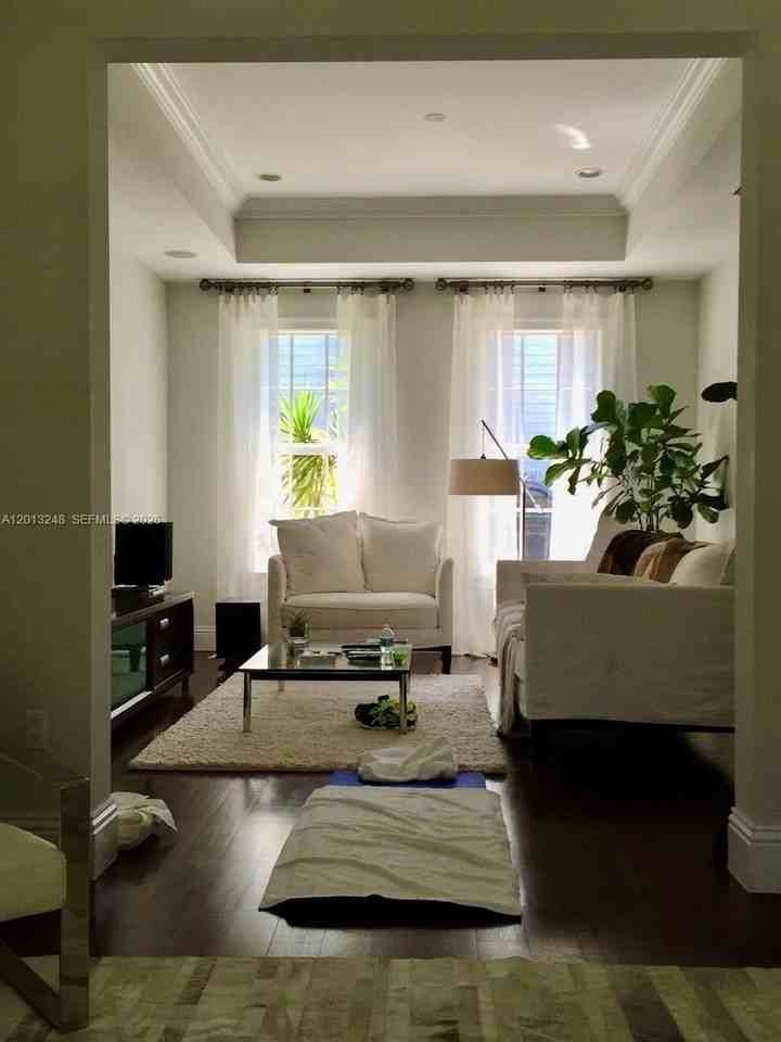 5000 Sw 73rd Ter - Photo 2 of 24