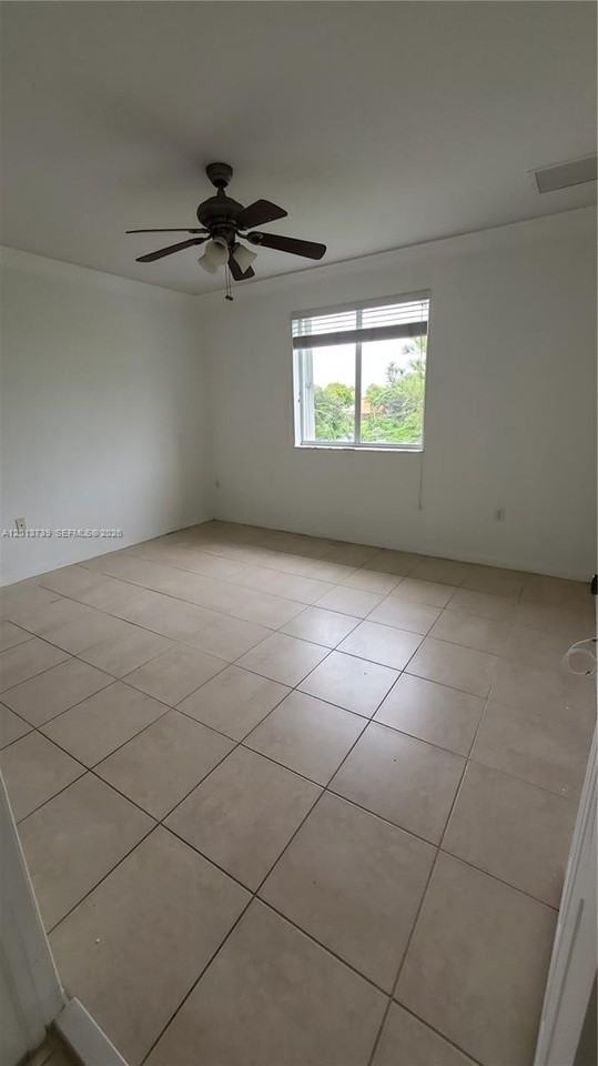8804 Nw 109th Pl #402 - Photo 7 of 26