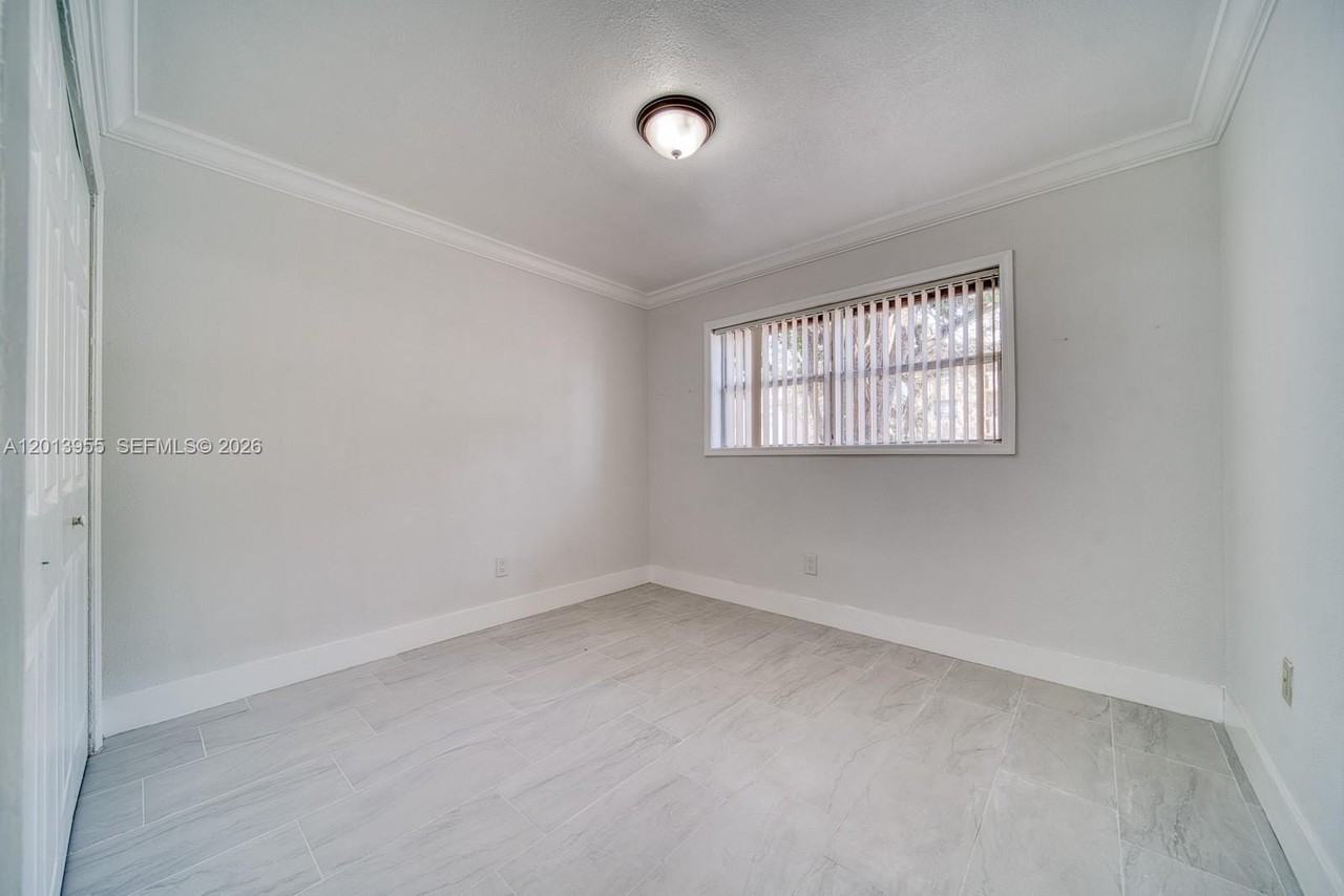 7101 Sw 89th Ct #110 - Photo 5 of 17