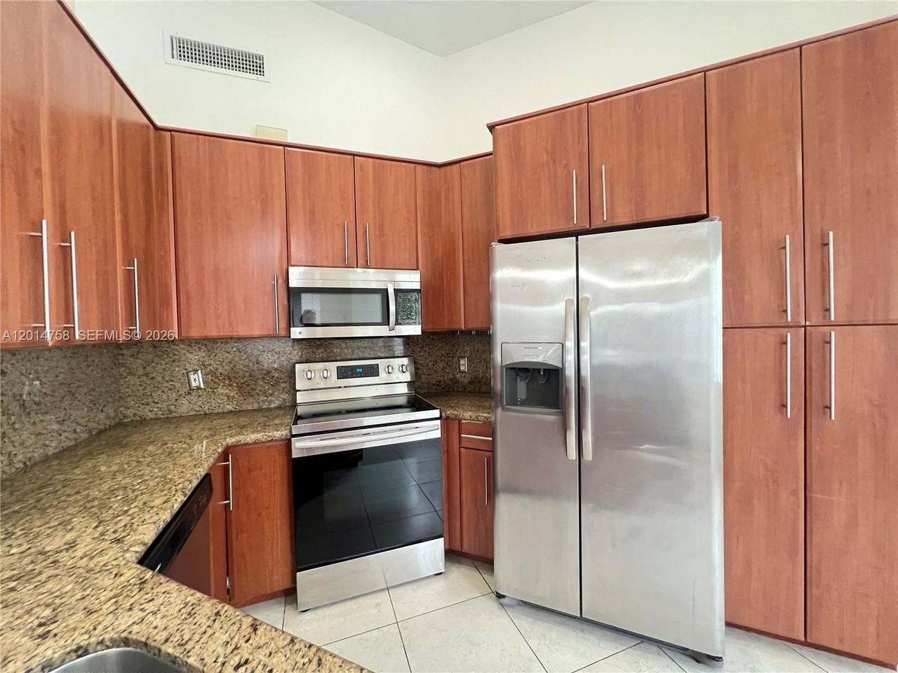 465 Somerset Way #465 - Photo 2 of 46