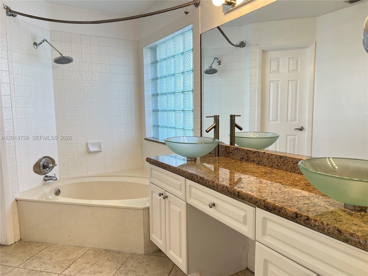465 Somerset Way #465 - Photo 4 of 46