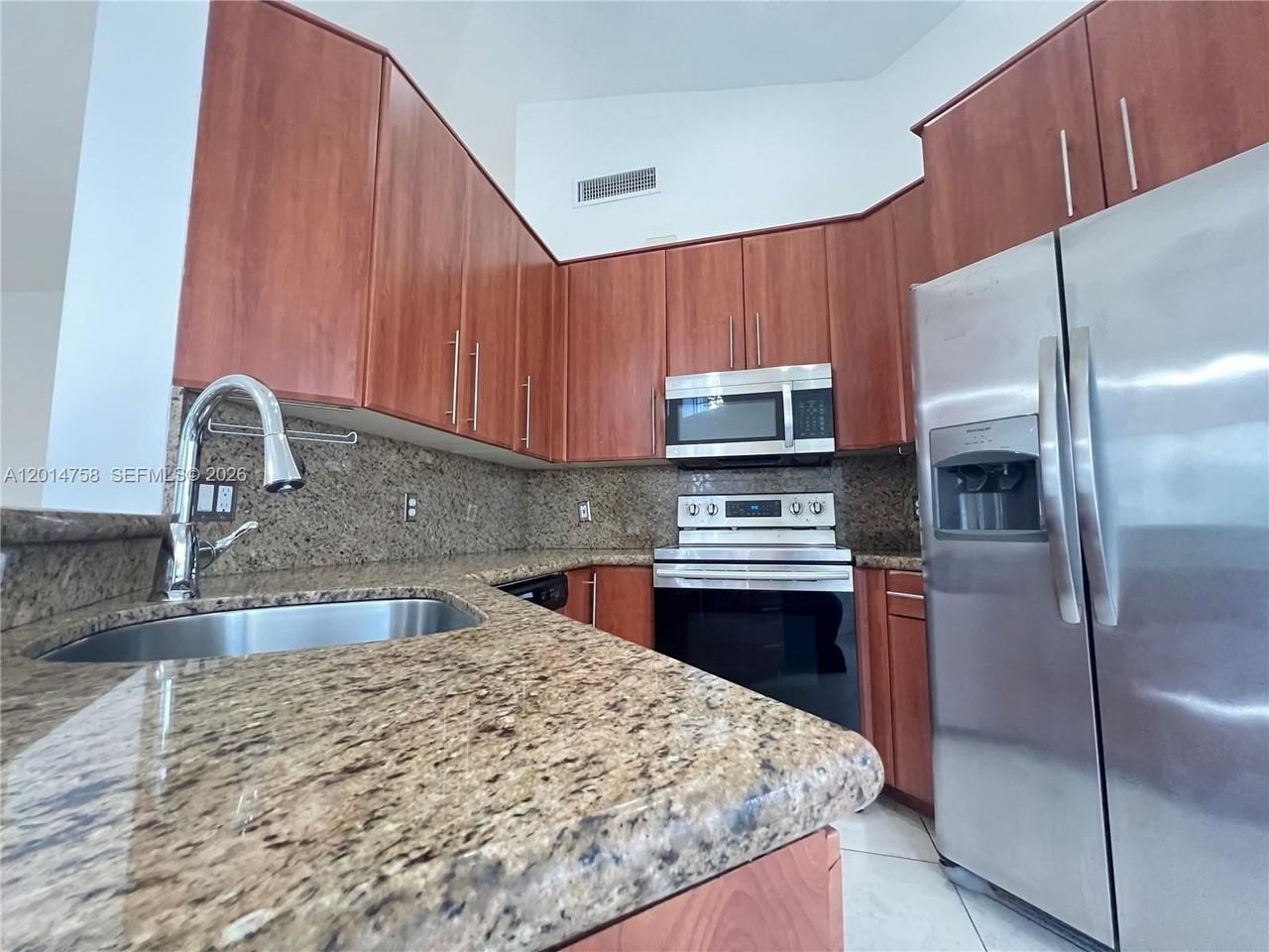 465 Somerset Way #465 - Photo 7 of 46