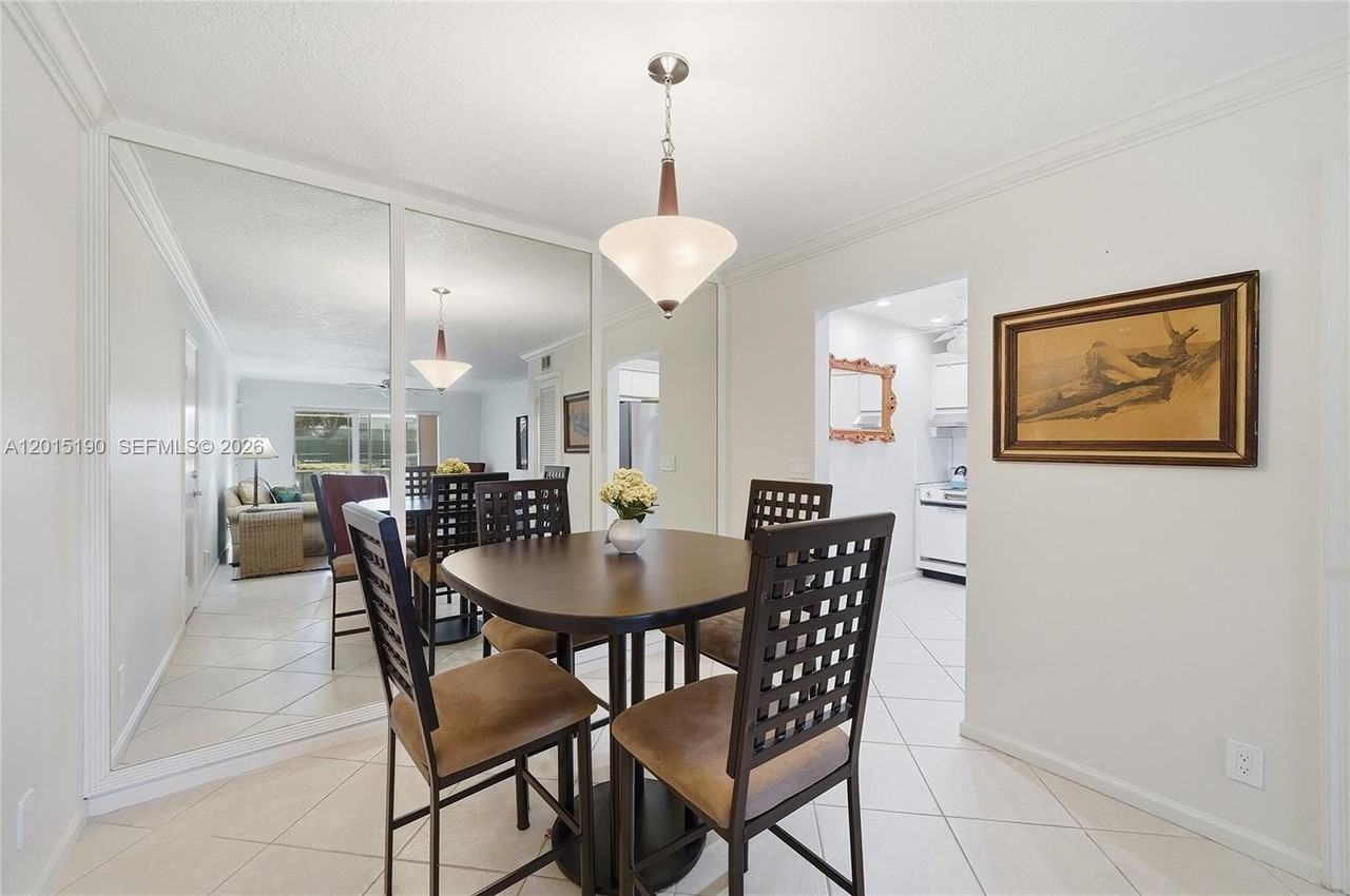 6273 Bay Club Dr #2 - Photo 6 of 21