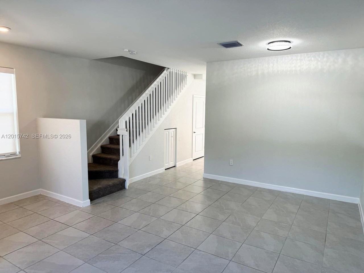 1884 Se 27th Rd #1884 - Photo 3 of 20