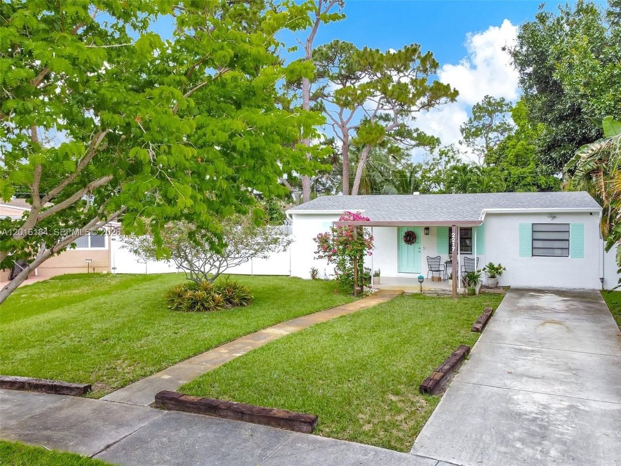 2217 Sw 1st Ct #2217 - Photo 4 of 42