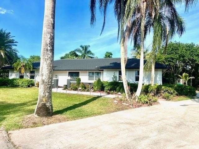 11700 Nw 14th St - Photo 3 of 46