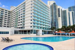 19201 Collins Ave #707 - Photo 1 of 1