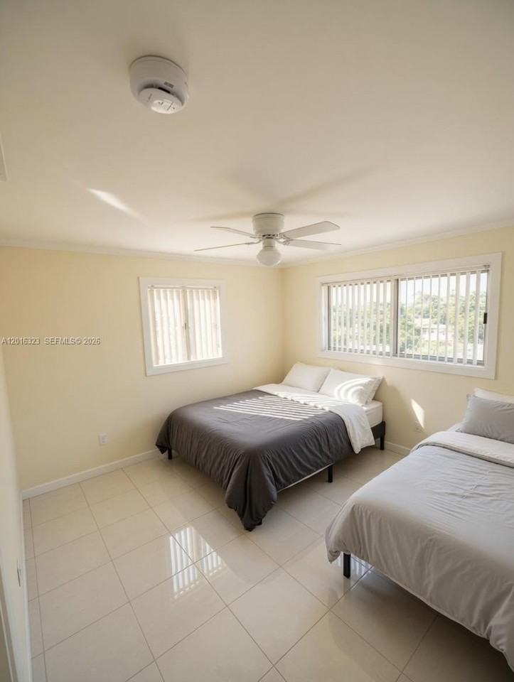 261 Ne 40th St #261 - Photo 4 of 8