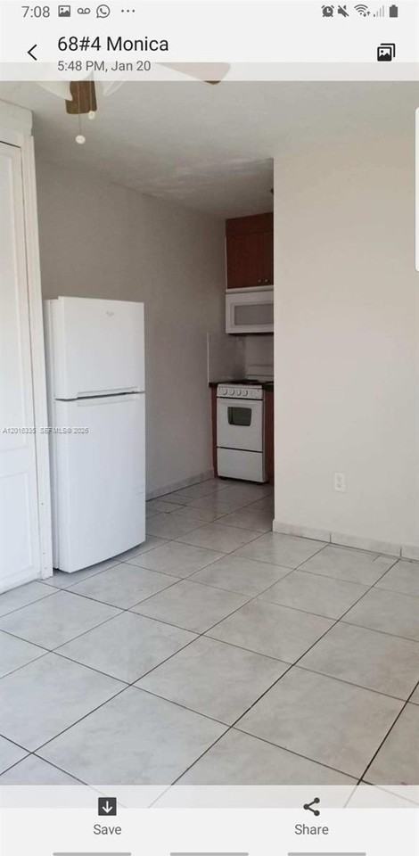 554 Ne 68th St #4 - Photo 7 of 15