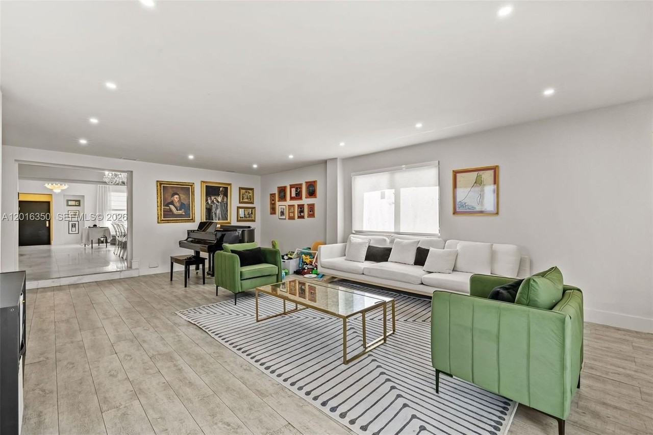 3420 Sheridan Ave - Photo 4 of 34