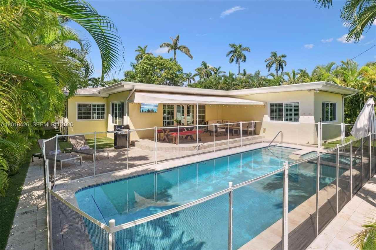 7511 Miami View Dr #0 - Photo 4 of 31
