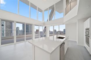 555 Ne 34th St #PH4 - Photo 1 of 1